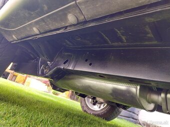 Jeep Cherokee - 9