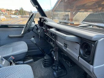 Toyota Land Cruiser Kzj 70 LX 3.0 Turbo - 9