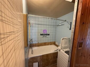 3- izbový byt na sídlisku Dargovských hrdinov - 9