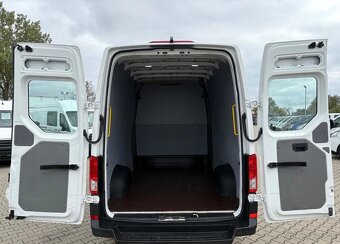 Volkswagen Crafter L3H2 7- miestne 2.0TDi/140koni - 2021 - 9