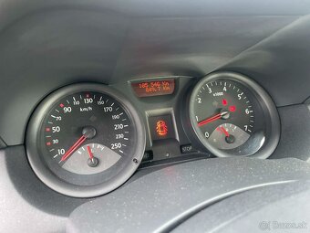 Renault Megane 1.4 105ooo km SK auto - 9