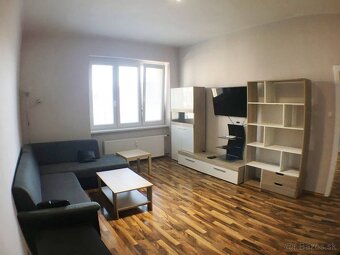 3 izbový byt na prenájom pri Jakabovom paláci - 9