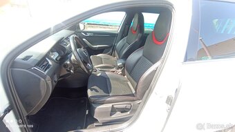 ŠKODA OCTAVIA RS 2,0 TDI DSG 4X4 - 9