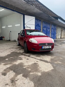 Fiat Grande Punto - 9