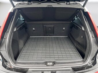XC40 D3 110KW AT - 9