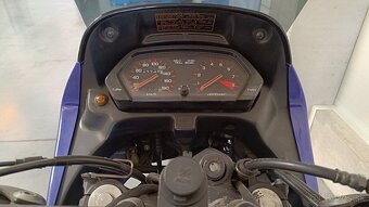 Honda NX 500 Dominator - 9