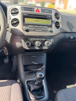 VOLKSWAGEN TIGUAN 2.0 tdi Bluemotion - 9