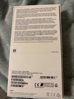 Predám IPhone 11 64GB - 9