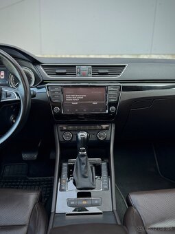 ŠKODA SUPERB 2.0 TDi 4x4 Laurin & Klement - 9