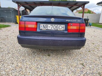 VW Passat B4 GL 1.8 - 9
