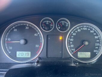 Vw passat 1.9 TDI 96 kW kombi - 9