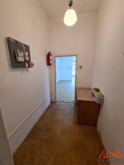 Na predaj budova na rôzne účely Moča - 9