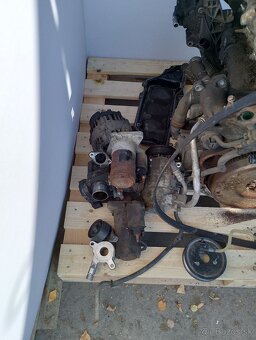 Motor Renault trafic 2.0 dci - 9