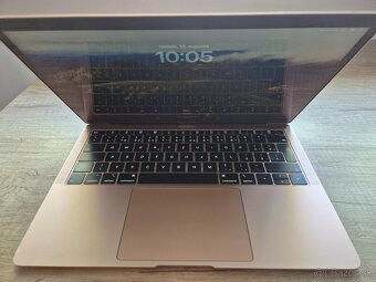 MacBook Air 13 Retina 2019 /i5-8210Y/8GB RAM/2K QHD/256GB - 9