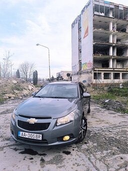 Chevrolet Cruze - 9