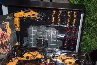 Iron Man Figurka LED - 9