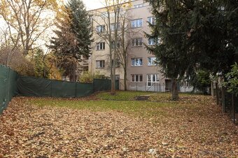 Byt 2+kk s terasou v žádané pražské lokalitě, Praha 4 - 9
