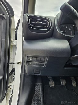 Toyota Yaris 1.5 Dynamic Force Comfort Style Tech Best Editi - 9