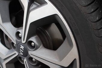 Kia 1.6 CRDi Platinum, 100kW (2020) - 9