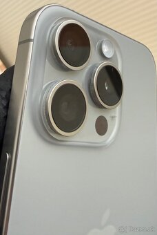 iPhone 15 Pro 512 GB - 9