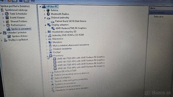 Starší HP notebook s SSD diskom - 9