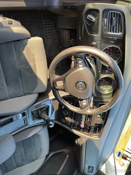 Predám Volkswagen Golf VII Variant 10/2019 - 9