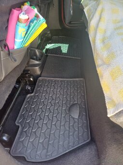 Citroen berlingo 1,6 hdi 68 kw , 2011 rok - 9