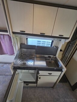 Obytny prives Hobby 420 - Classic, predstan - 9