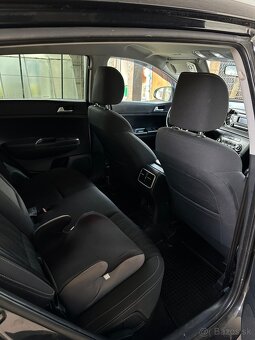 Kia Sportage 4 2018 1,6 gdi 97 kw - 9