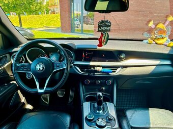 Alfa Romeo Stelvio - 9