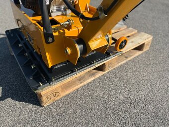 Vibračná doska LUMAG RP300HPCA - 9