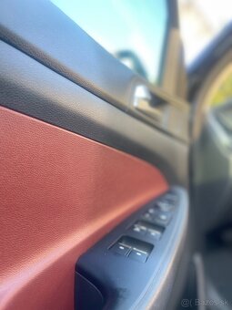 Na predaj: Hyundai Tucson 2.0 CRDi HP Premium 4×4 A/T - 9