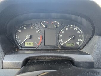 Predám Škoda Fabia 1.2 HTP 47kw 125000km - 9