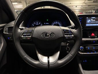 Hyundai i30 Automat 1,4 T-GDI benzín GO 140 koní 2018 - 9