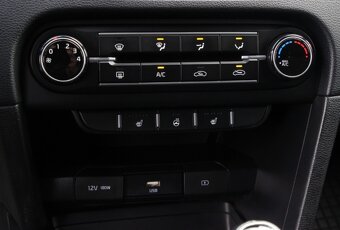 KIA CEED 1,6CRDi, 100kw, MHEV, r. v. 2022 - 9