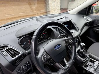 FORD KUGA 2,0TDCi 4x4 - 9