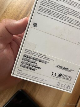 iPhone Xr Black, 128GB, 93% - 9