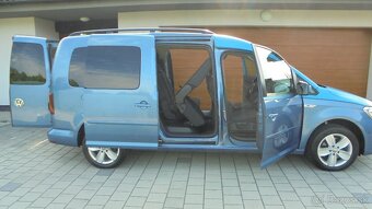 VOLKSWAGEN CADDY COMBI 2.0TDi 110KW MAXI STYLE 7-miest M2018 - 9