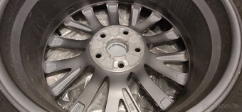 Predam hlinikove disky Lexus 18” - 9