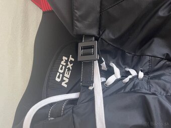 Hokejová výstroj - 9