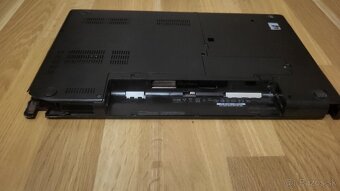 Pokukam Lenovo E535 bez displaya - 9