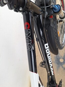 Celoodpružený horský bicykel Rockrider SIX.5 - 9