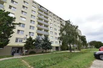 Malacky: priestranný 1-izbový byt - 9