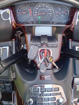Honda GL 1800 Trike - 9