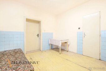 3-izbový starší rodinný dom - 9