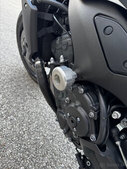 Yamaha FZ1 (1000) 2014 - 9