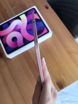 Apple IPad Air 4th generation 64gb WiFI - 9