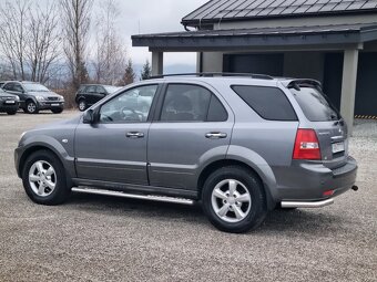 KIA SORENTO 2,5CRDi 4x4 - 9