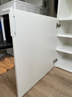 Skrinka IKEA Metod - 9