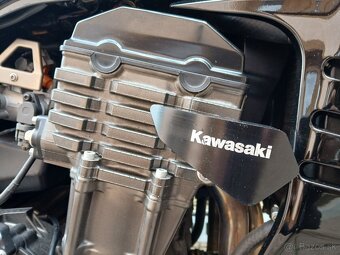 Kawasaki Z1000 - 9